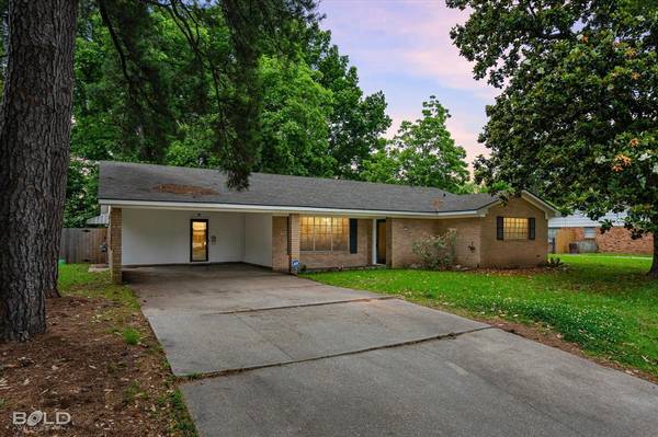 7529 University Drive, Shreveport, LA 71105