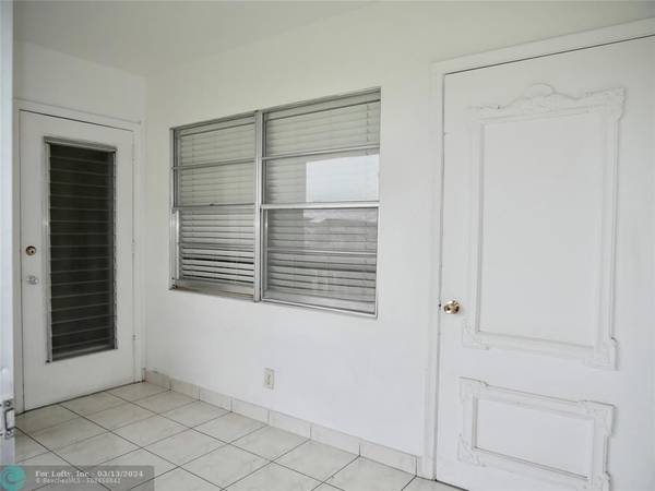 Hollywood, FL 33021,5300 Washington St  #APT A239