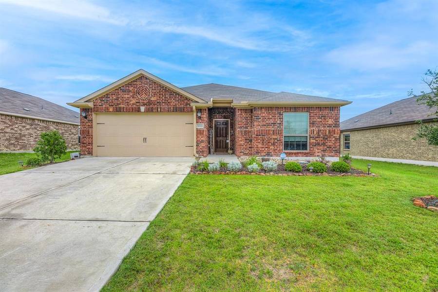 3012 Watercrest Drive, Sanger, TX 76266