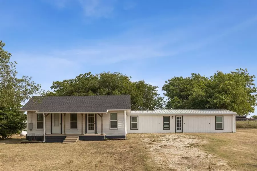 5061 County Road 4010, Decatur, TX 76234