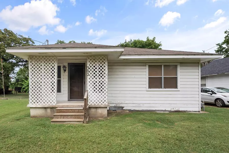 302 E Thompson Street, Corsicana, TX 75110