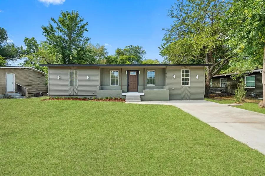 810 Harmon Terrace, Arlington, TX 76010