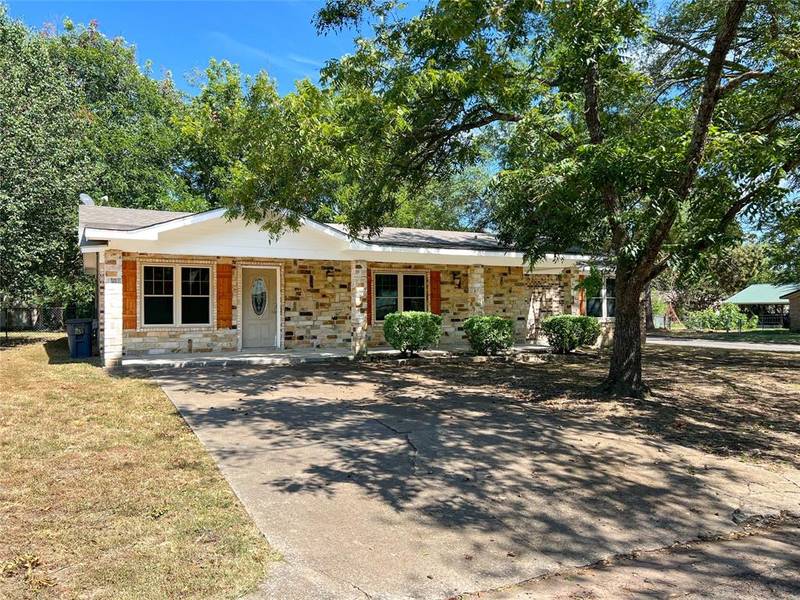 1112 Mcgrede Drive, Sulphur Springs, TX 75482