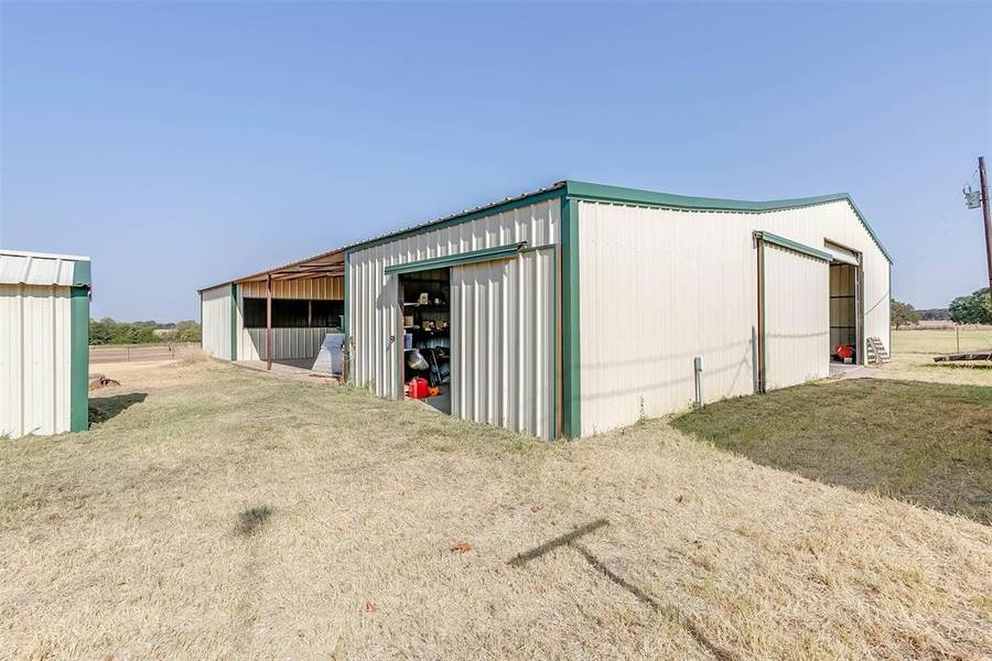 1102 County Road 4360, Decatur, TX 76234