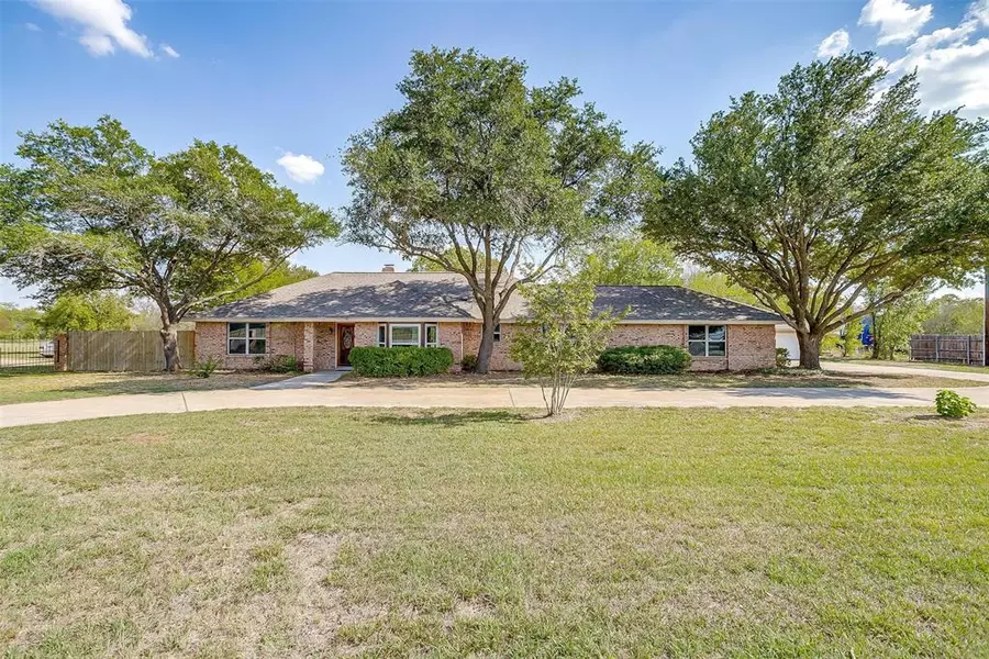 11409 Smallwood Drive, Burleson, TX 76028