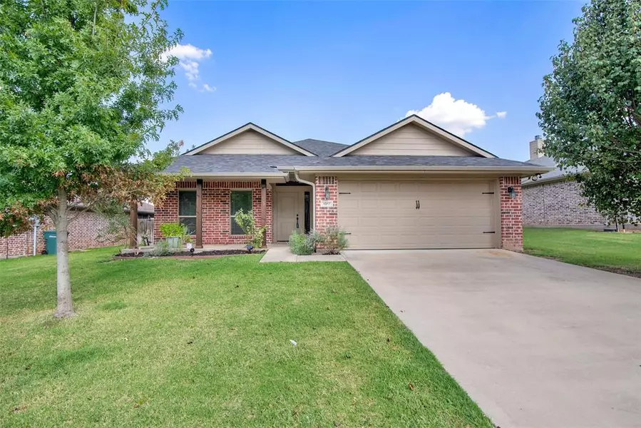 1917 Ridgecrest Lane, Sherman, TX 75092