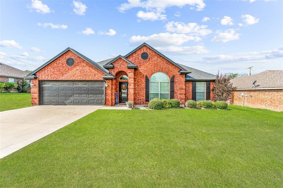 110 Spring Bouquet Street, Stephenville, TX 76401