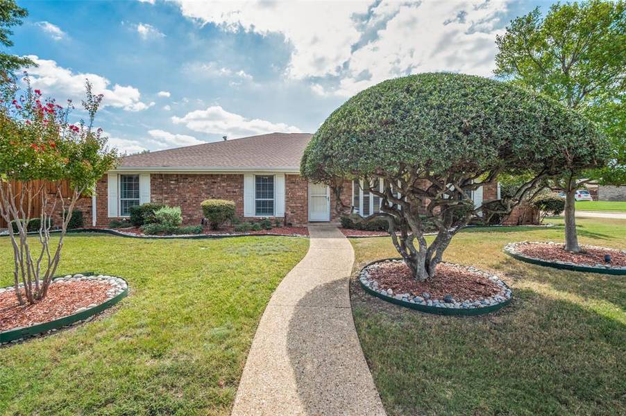 2402 Aspen Street, Richardson, TX 75082