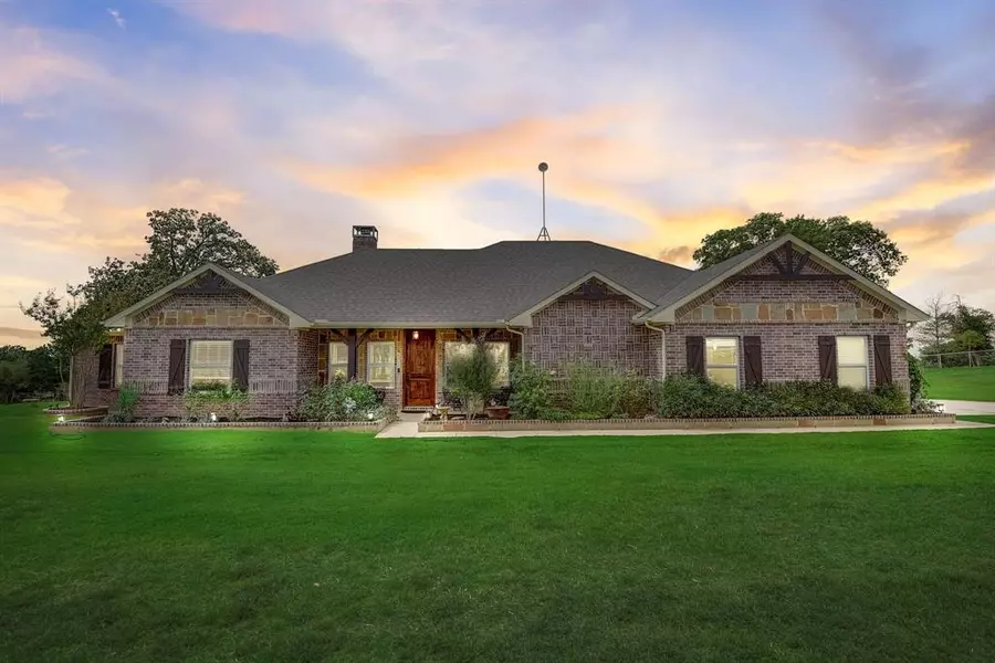 319 Kendall Circle, Weatherford, TX 76088