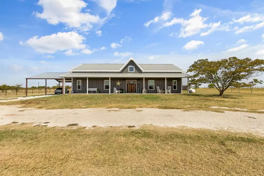 620 Glendale Drive, Godley, TX 76044