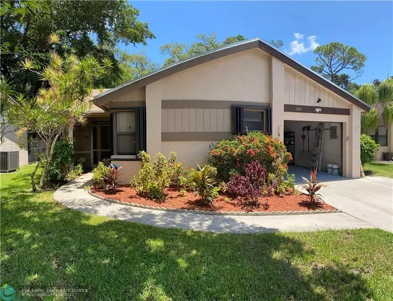 2234 Seagrape Cir, Coconut Creek, FL 33066