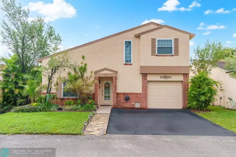 780 Cumberland Ter, Davie, FL 33325