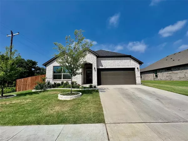 Granbury, TX 76049,1649 Omaha Drive