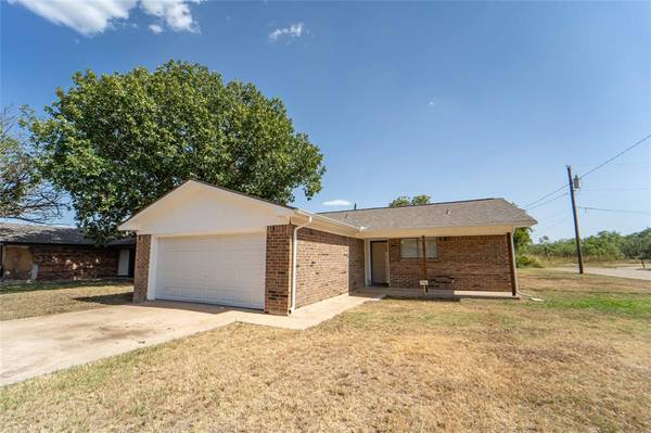 1317 Hunters Glen Street,  Breckenridge,  TX 76424