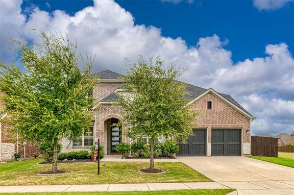 1913 Rosemill Drive,  Little Elm,  TX 75033