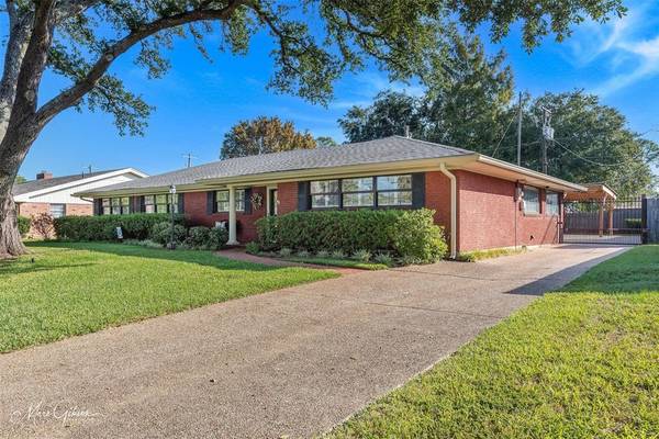 1715 Audubon Place, Shreveport, LA 71105