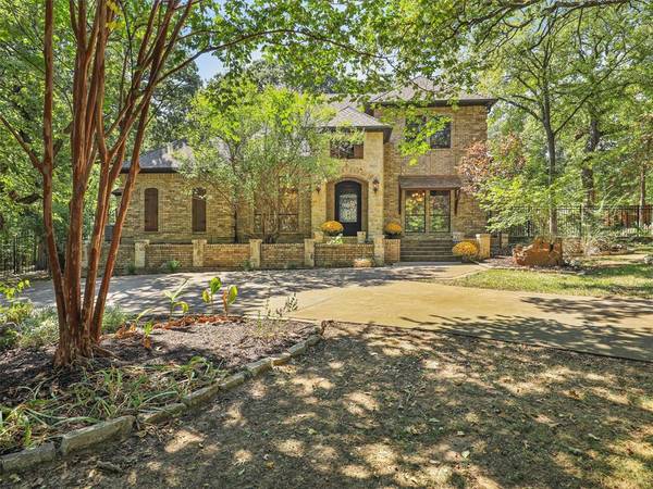 1351 Woodbrook Lane, Southlake, TX 76092