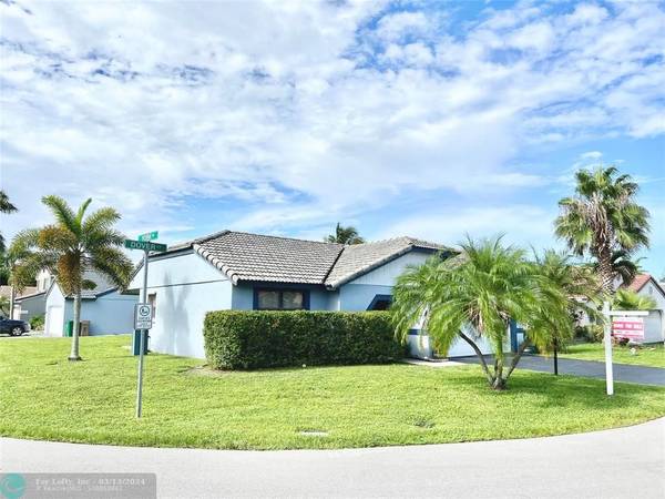 15440 Dover Court, Davie, FL 33331