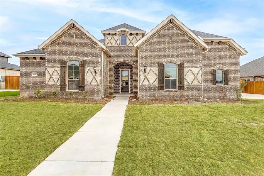 5630 Rutherford Drive, Midlothian, TX 76065