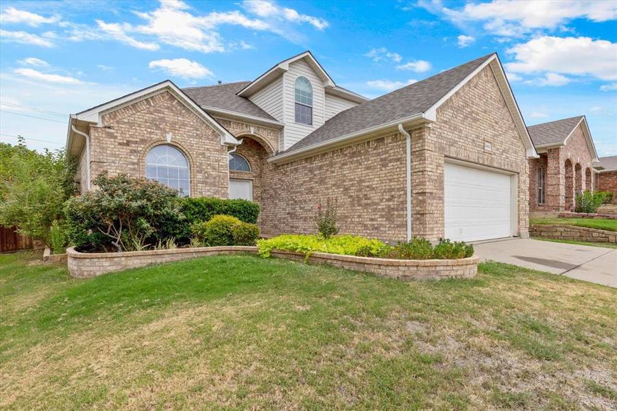 12832 Dorset Drive, Fort Worth, TX 76244