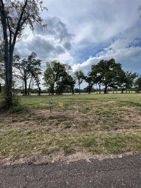 2434 VZ County Road 2434, Canton, TX 75103