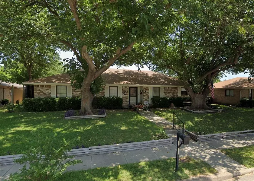 1902 Ann Avenue, Carrollton, TX 75006