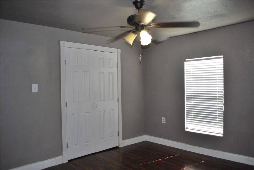 Whitesboro, TX 76273,511 White Street