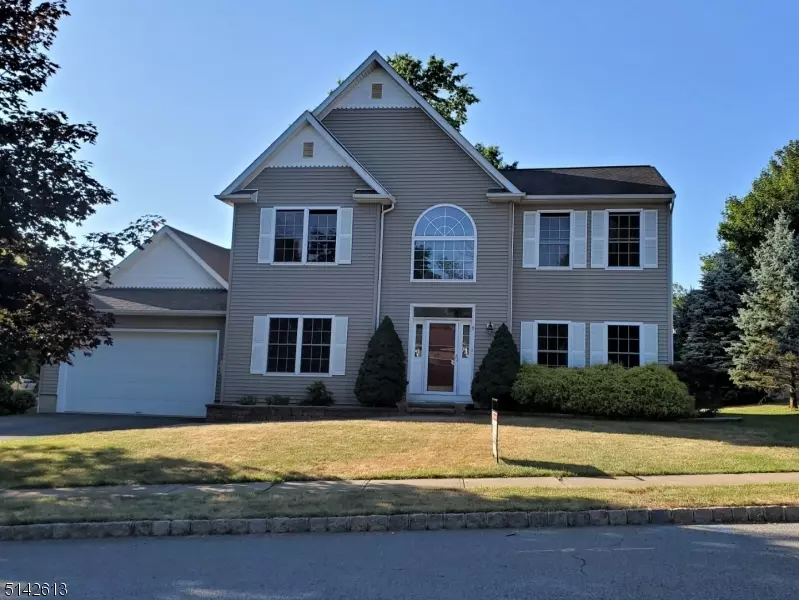 Mendham Boro, NJ 07945,3 Village Cir