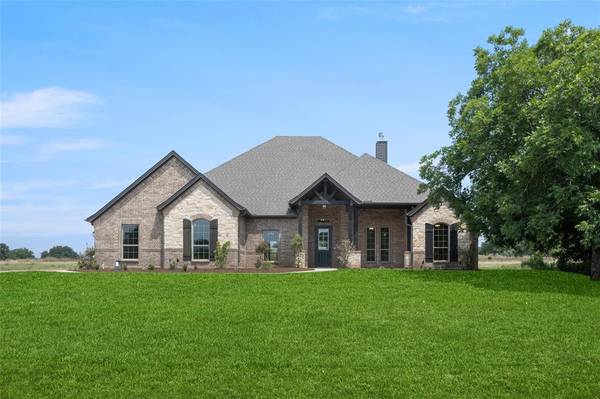 508 Pernell Court, Weatherford, TX 76087