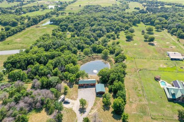 3322 County Road 1105, Celeste, TX 75423