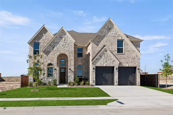 9937 Villa Verde Drive, Fort Worth, TX 76179