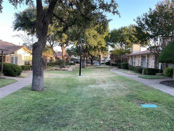 1914 Cobblestone Lane, Garland, TX 75042