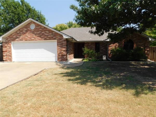 777 Miller Lane, Van Alstyne, TX 75495