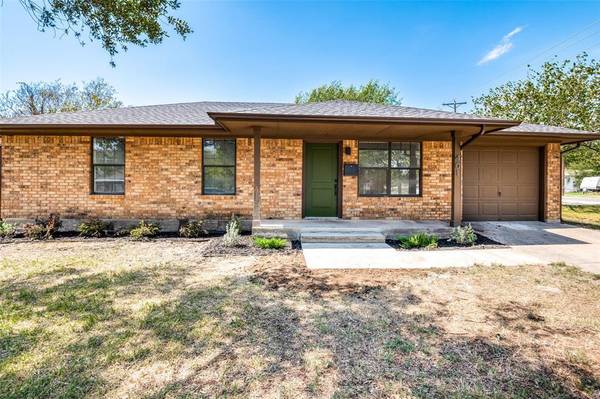 401 S Mable Street, Ferris, TX 75125