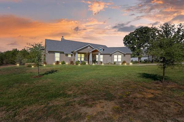 341 Tananger Springs Drive,  Denison,  TX 75021