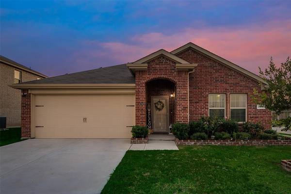 2709 Darner Court, Seagoville, TX 75159