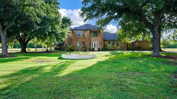 688 Kentwood Drive, Mclendon Chisholm, TX 75032