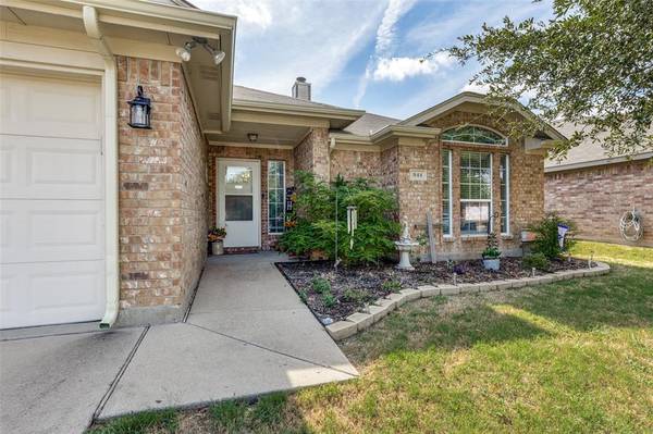 944 Mesa Vista Drive, Crowley, TX 76036