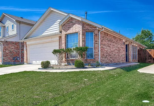 Fort Worth, TX 76131,6409 Geneva Lane