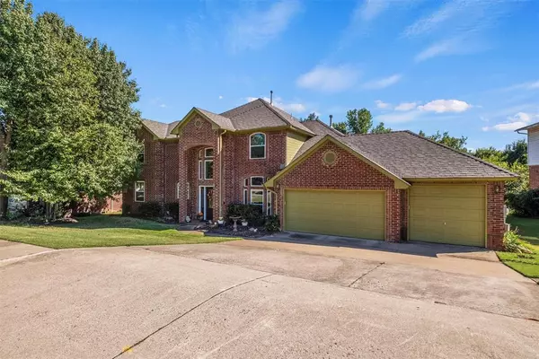 1016 Fox Lake Lane, Edmond, OK 73034