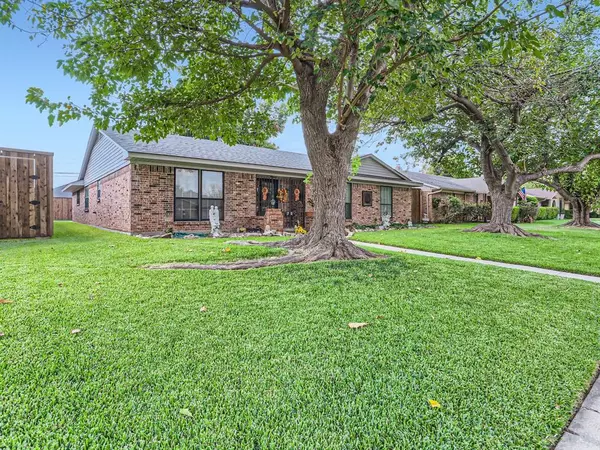 Mesquite, TX 75150,4741 Preston Trail Drive