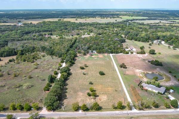 5447 VZ County Road 3502, Wills Point, TX 75169