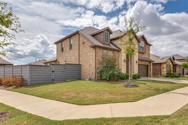 1528 Summit View Lane, Little Elm, TX 76227