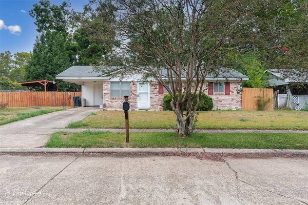 1401 Elsa Jane Street, Bossier City, LA 71111