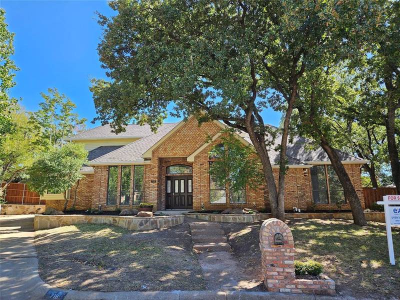 716 Bunker Hill Drive, Arlington, TX 76011