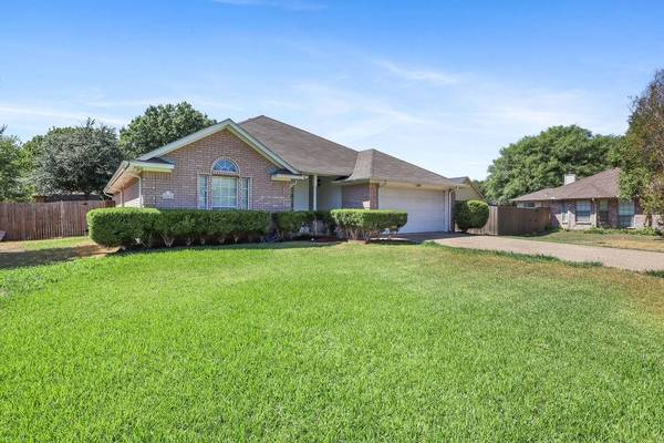 805 Short Line Boulevard, Midlothian, TX 76065