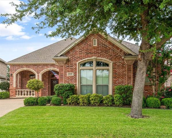 4519 Chaumont Trail,  Arlington,  TX 76013