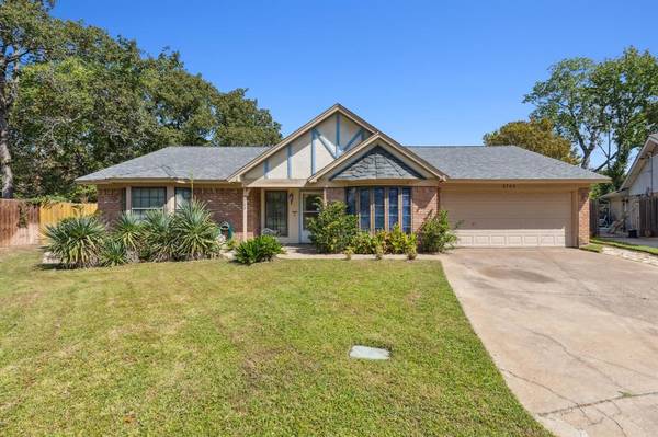 3705 Melstone Drive, Arlington, TX 76016