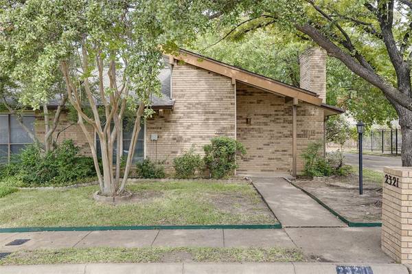 Arlington, TX 76013,2321 Garden Park Court