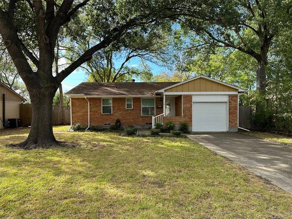 425 Hanbee Street, Richardson, TX 75080